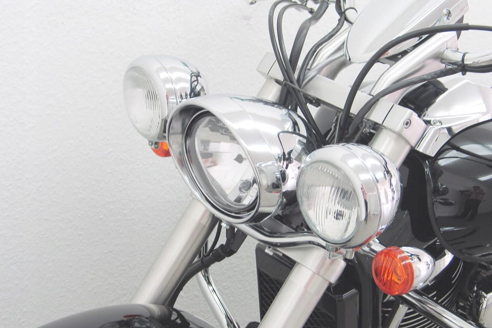 TnoT FEHLING Držiak svetlometov Suzuki Intruder