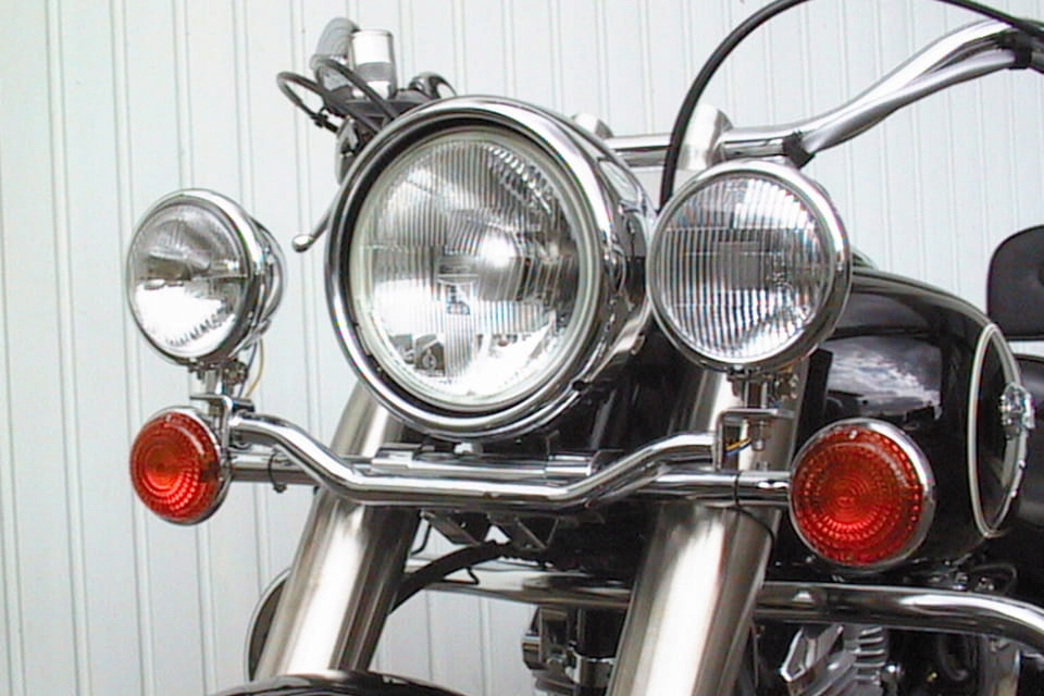Držiak svetlometov TnoT FEHLING YAMAHA XV 1600