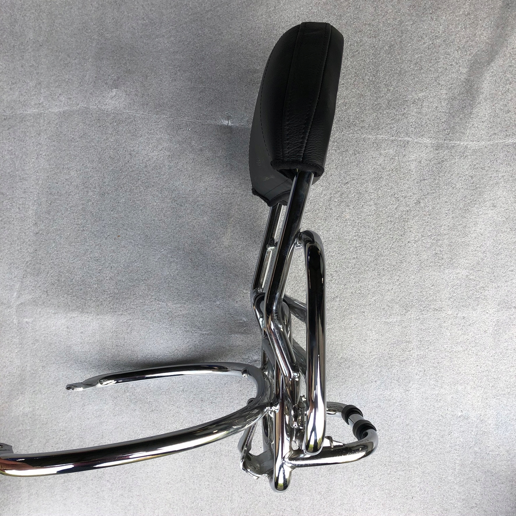 Kmeň Vespa GTS ORIGINÁL operadlo chrómová koža