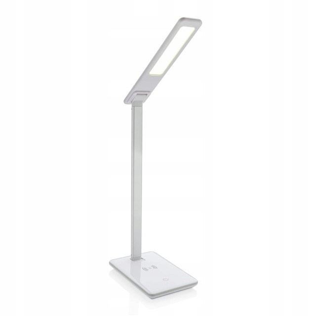XD lampa s 5W bezdrôtovou nabíjačkou