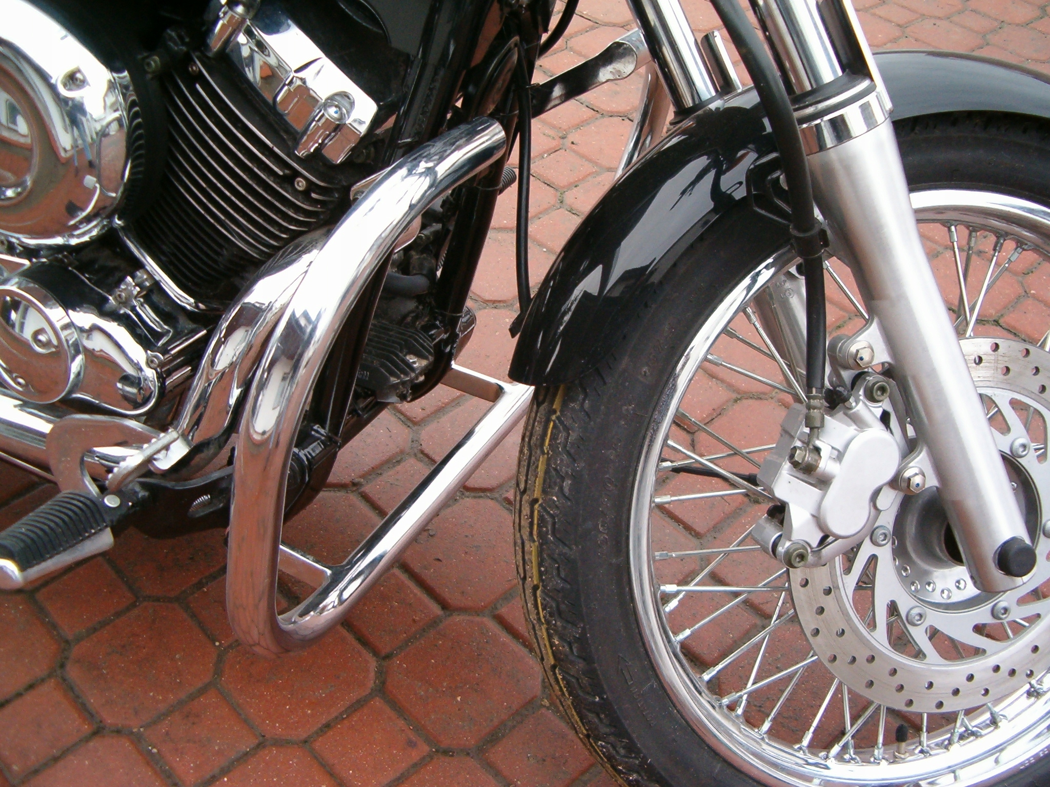 PREDNÉ GMOLY YAMAHA XVS 650 V-STAR