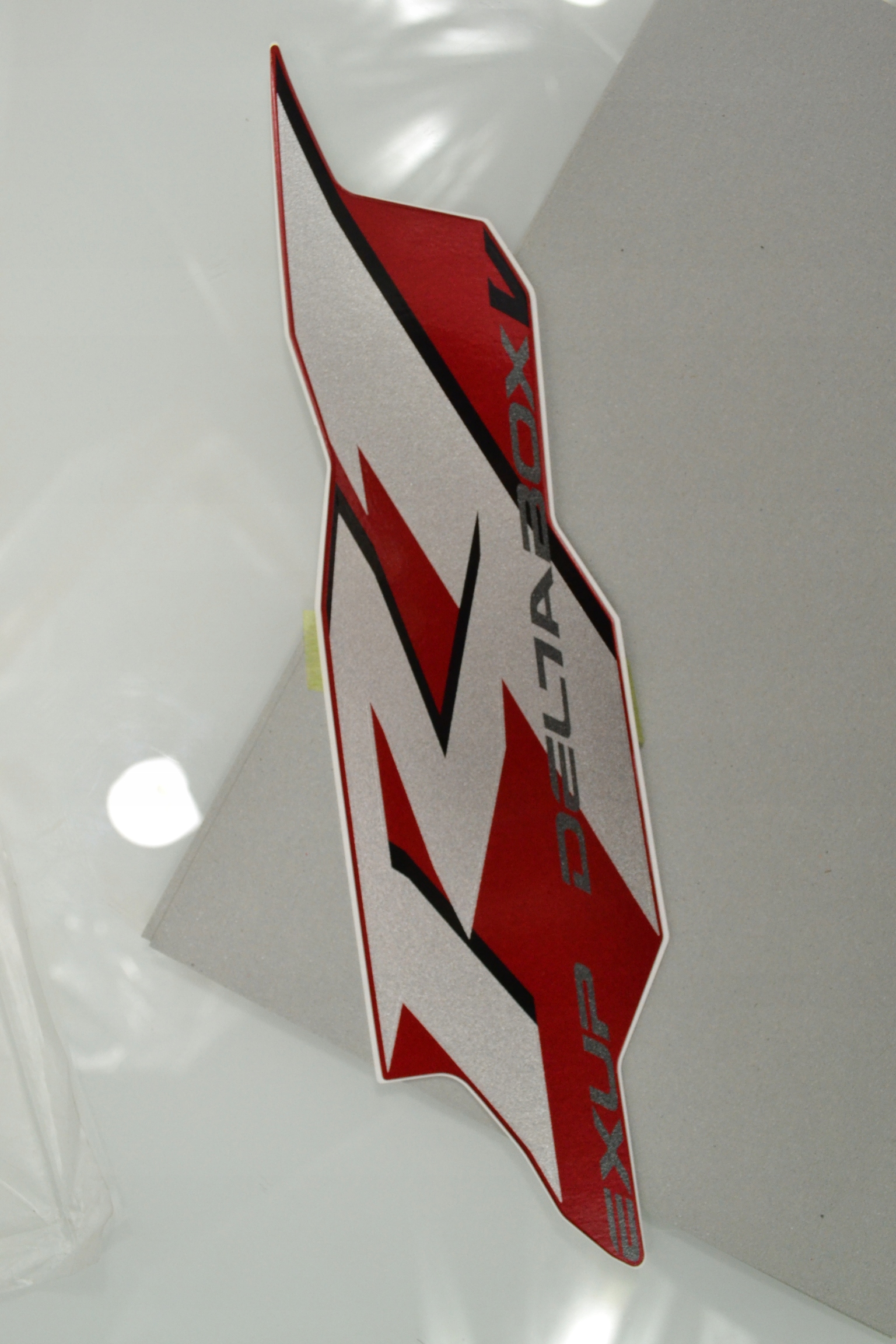 YAMAHA YZF-R1 2006 NÁLEPKA NA DÝHU 5VY2835C41 OEM