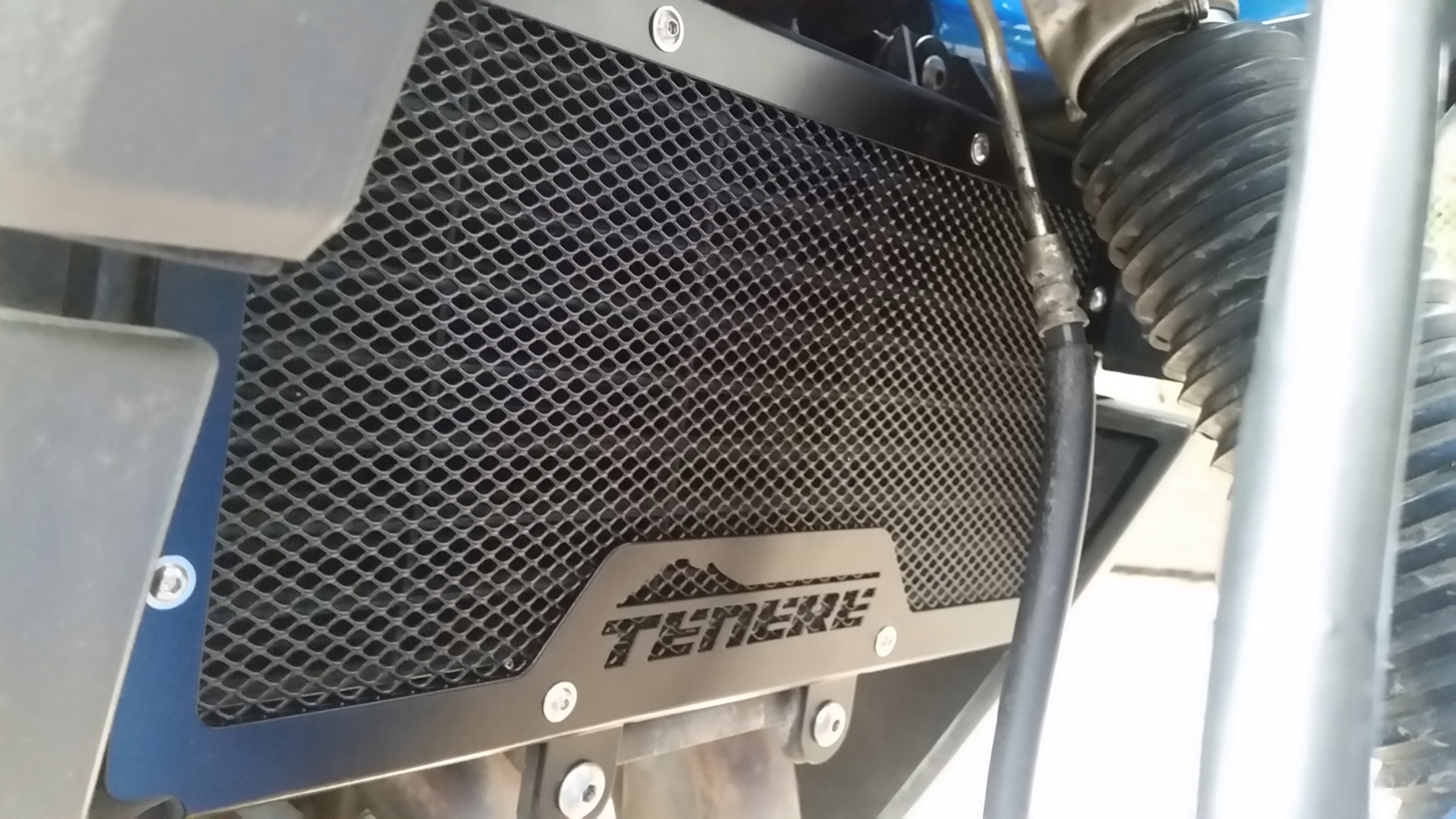 Kryt chladiča Yamaha XT660Z Tenere 08-15