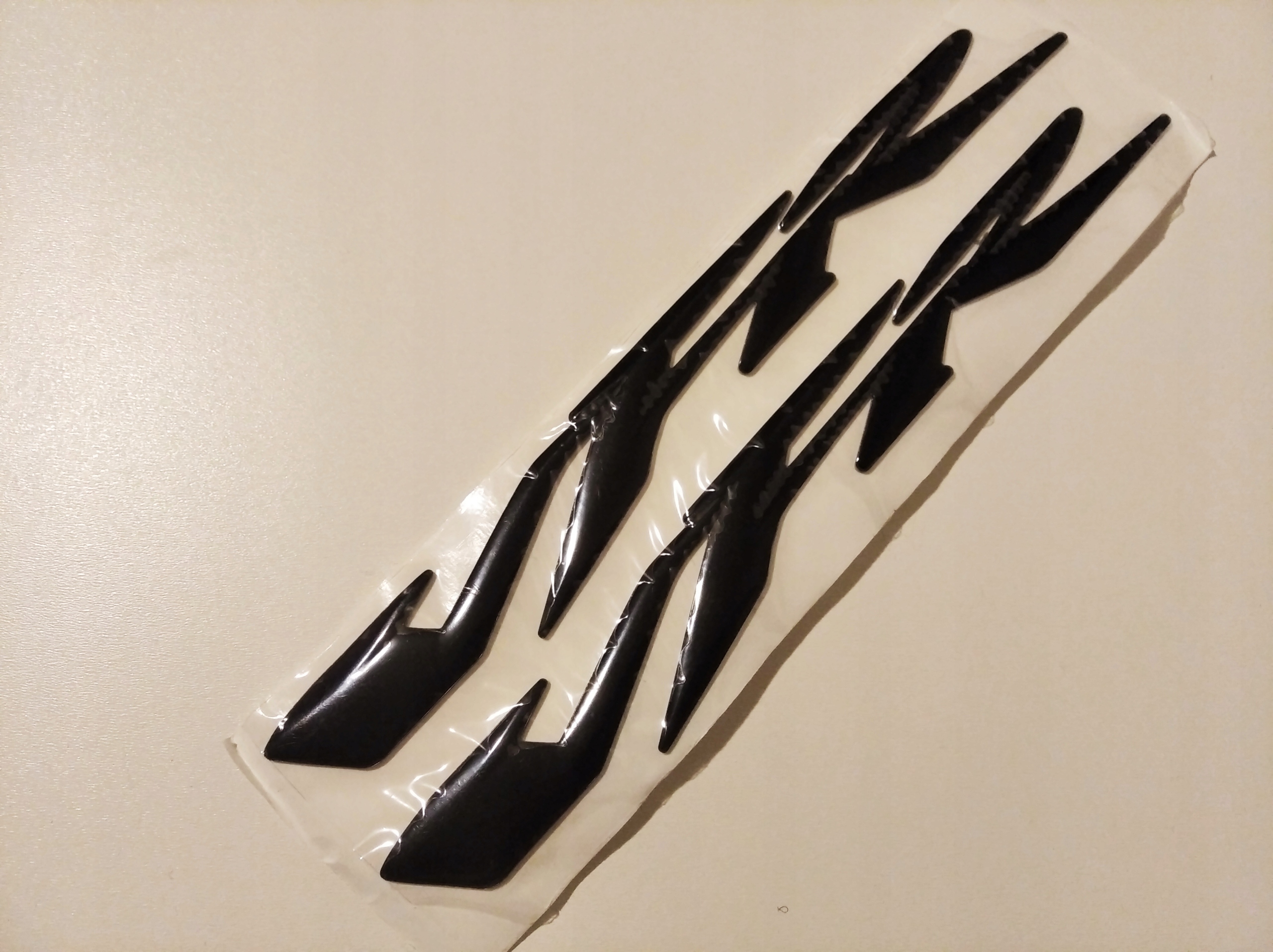 Emblémy Honda VFR 2 ks 3D čierne