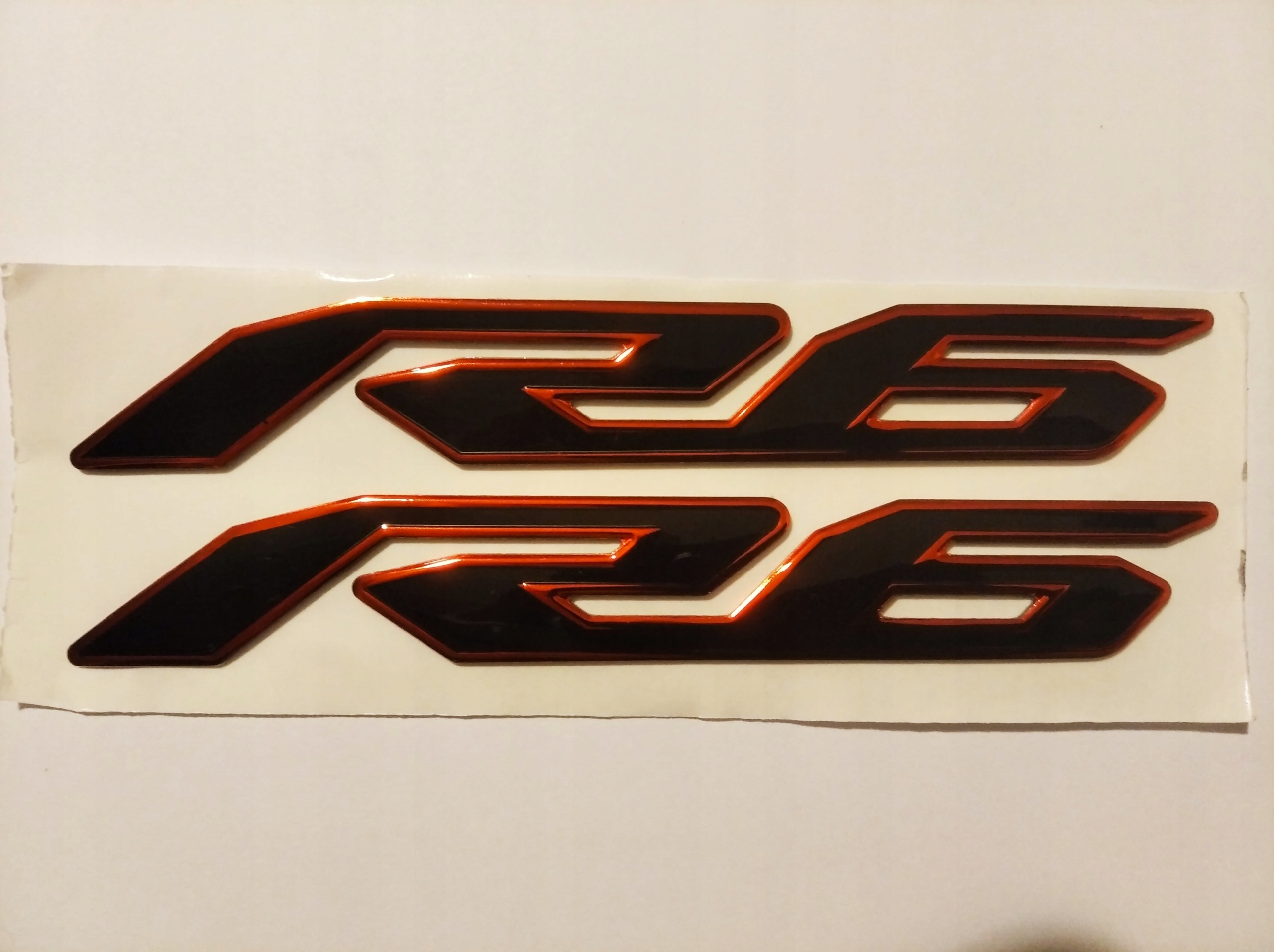 Yamaha YZF R6 emblémy logo červený 3D znak