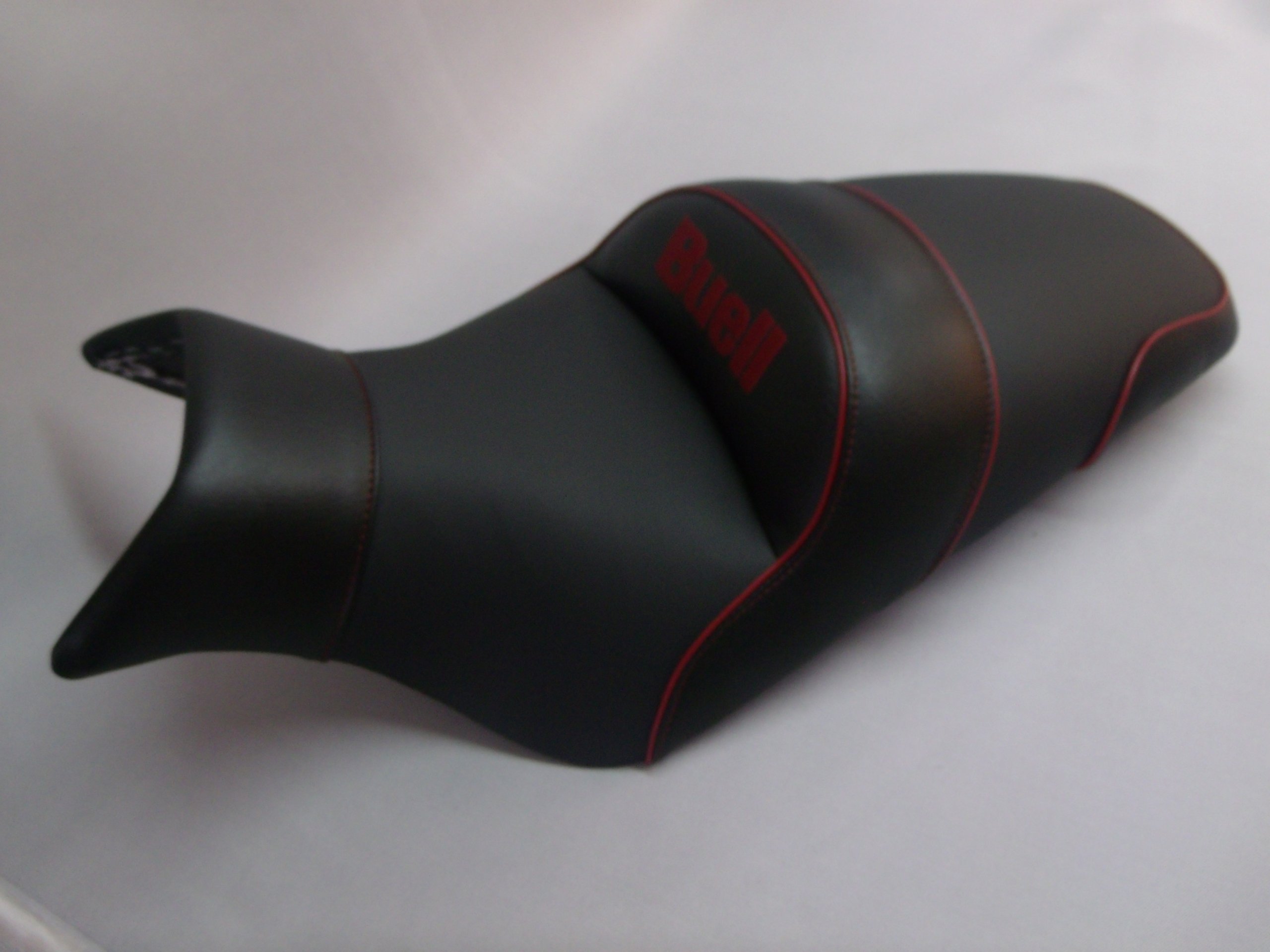 Premena sedadla Buell M2