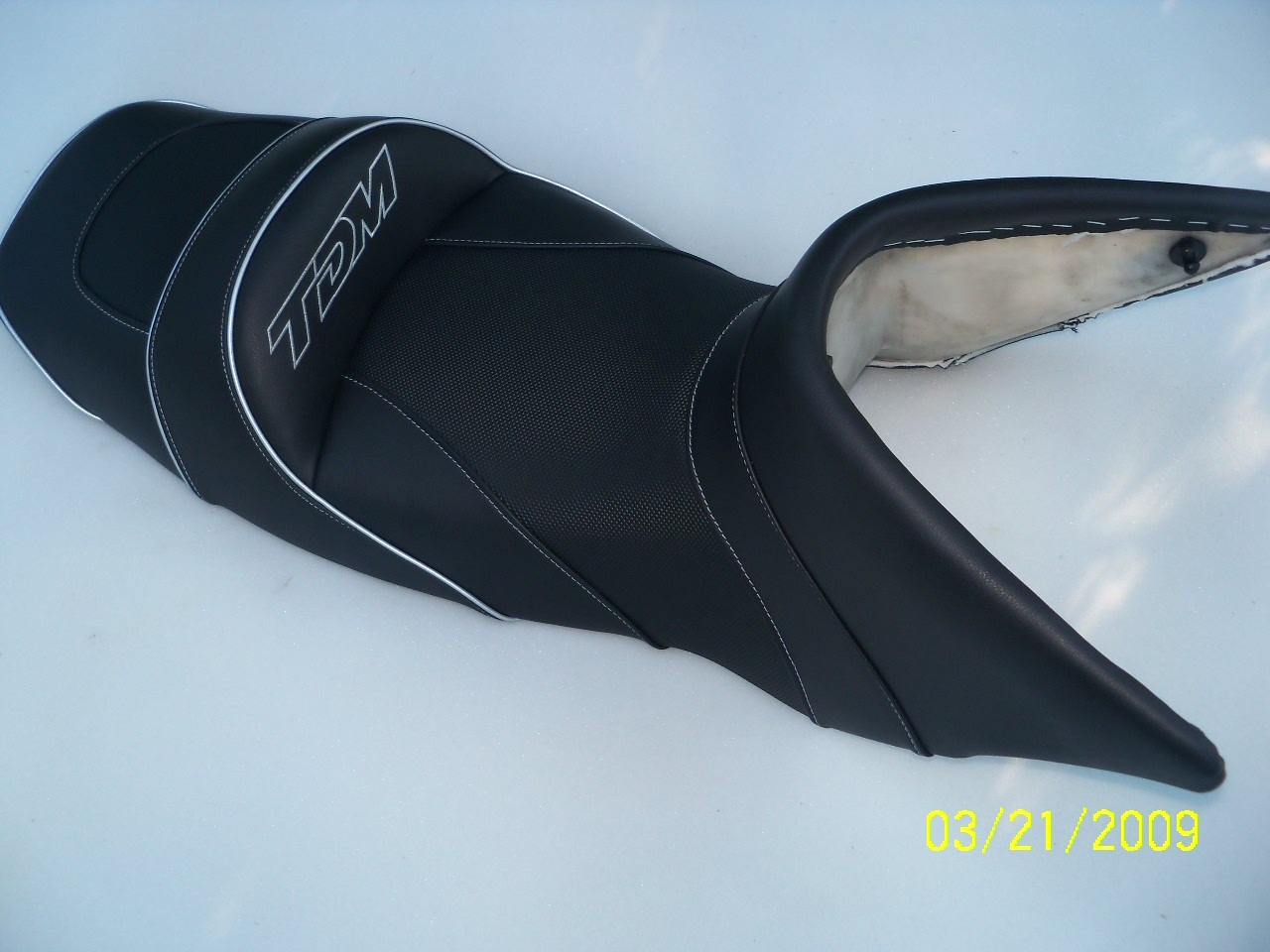 Úprava sedadla Yamaha TDM 850 3VD